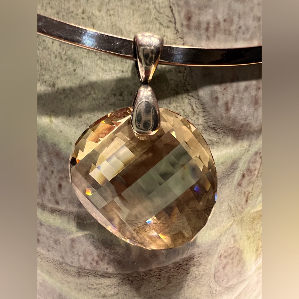 Round cushion cut citrine stone